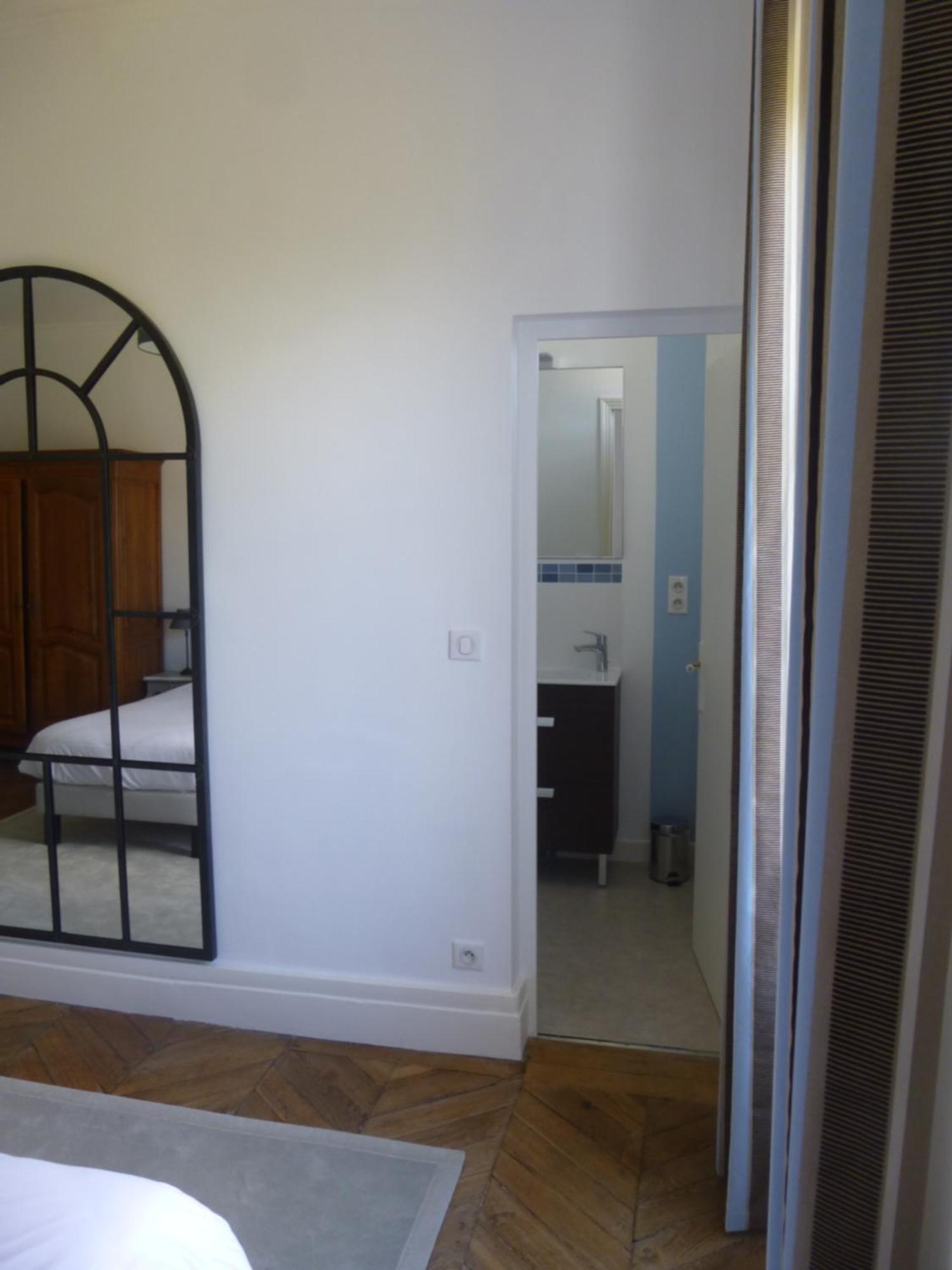 Bed and Breakfast Cedre Et Charme Saint-Branchs Екстер'єр фото