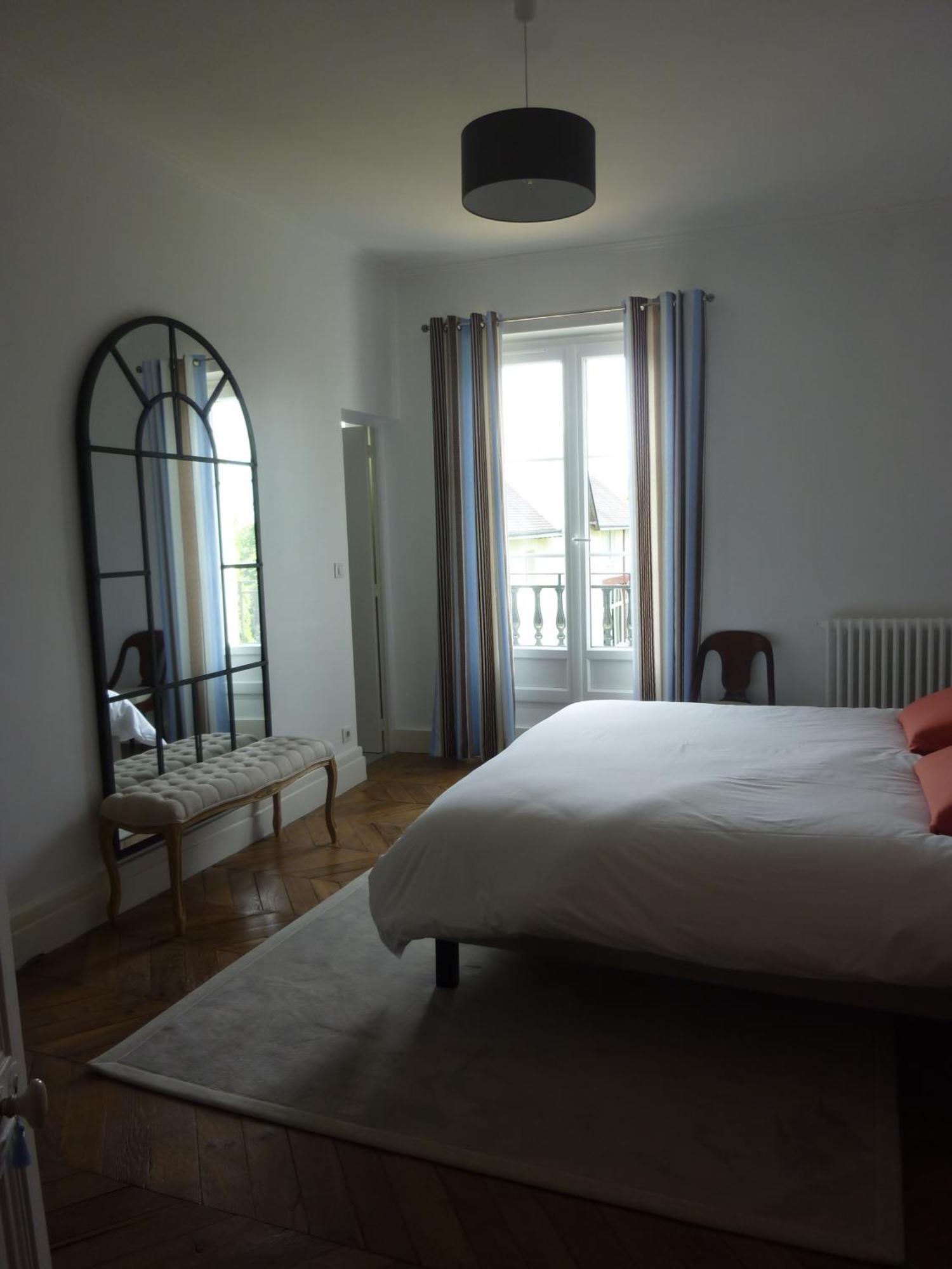 Bed and Breakfast Cedre Et Charme Saint-Branchs Екстер'єр фото