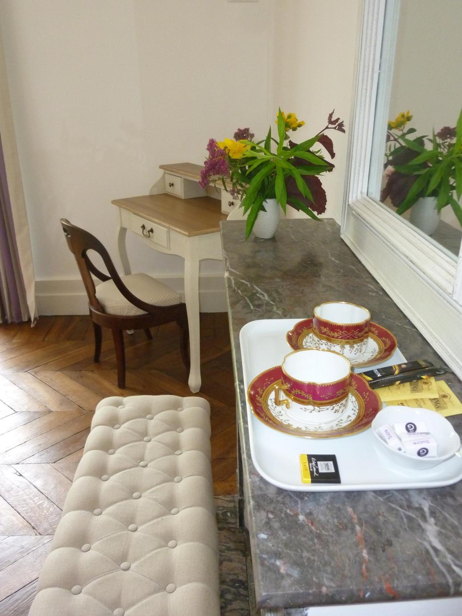 Bed and Breakfast Cedre Et Charme Saint-Branchs Екстер'єр фото