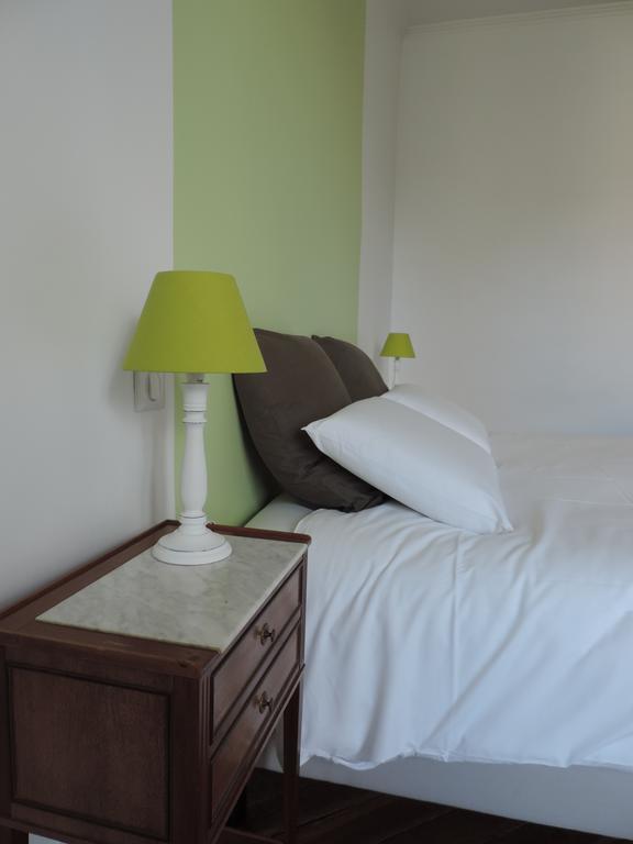 Bed and Breakfast Cedre Et Charme Saint-Branchs Екстер'єр фото