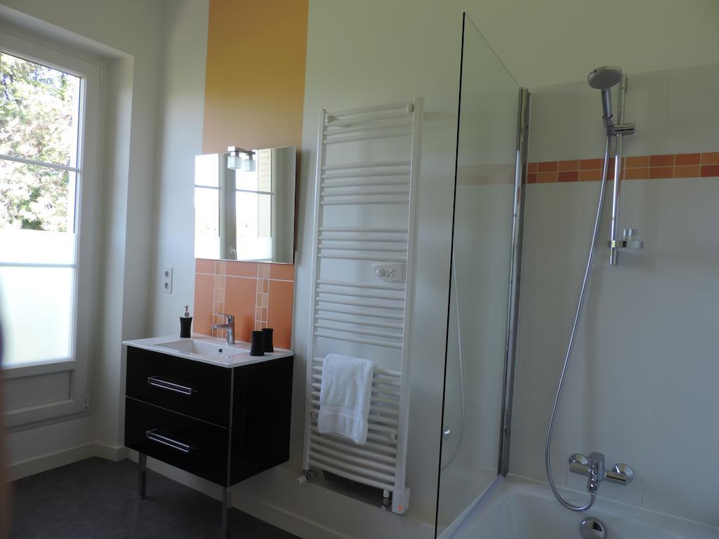 Bed and Breakfast Cedre Et Charme Saint-Branchs Екстер'єр фото