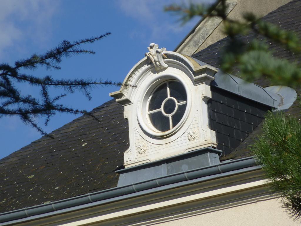 Bed and Breakfast Cedre Et Charme Saint-Branchs Екстер'єр фото